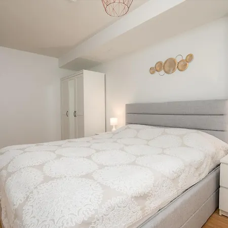 Apartment 2 Bedroom Family Near Spa Tervise Paradiis Parnu